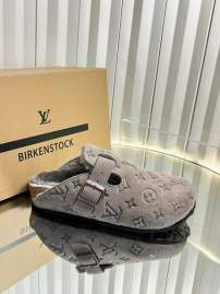 Picture of Louis Vuitton Slippers _SKULVsz35-46mnq11051077